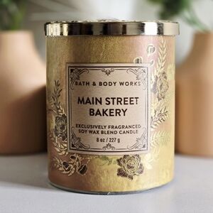 Main Street Bakery Single Wick Candle by Bath and Body Works